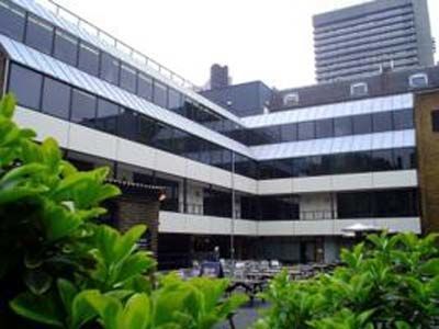 Học bổng du học Anh từ LSC